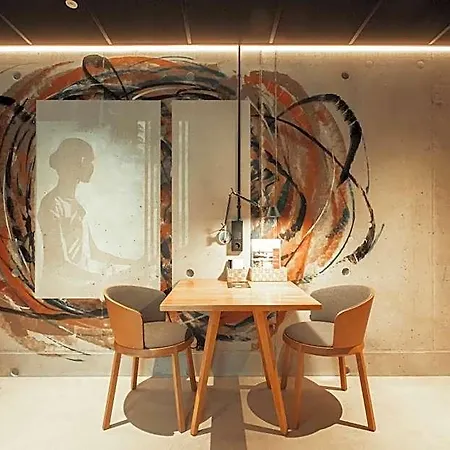 Hotel Time Hotel, Time To Art & Boutique